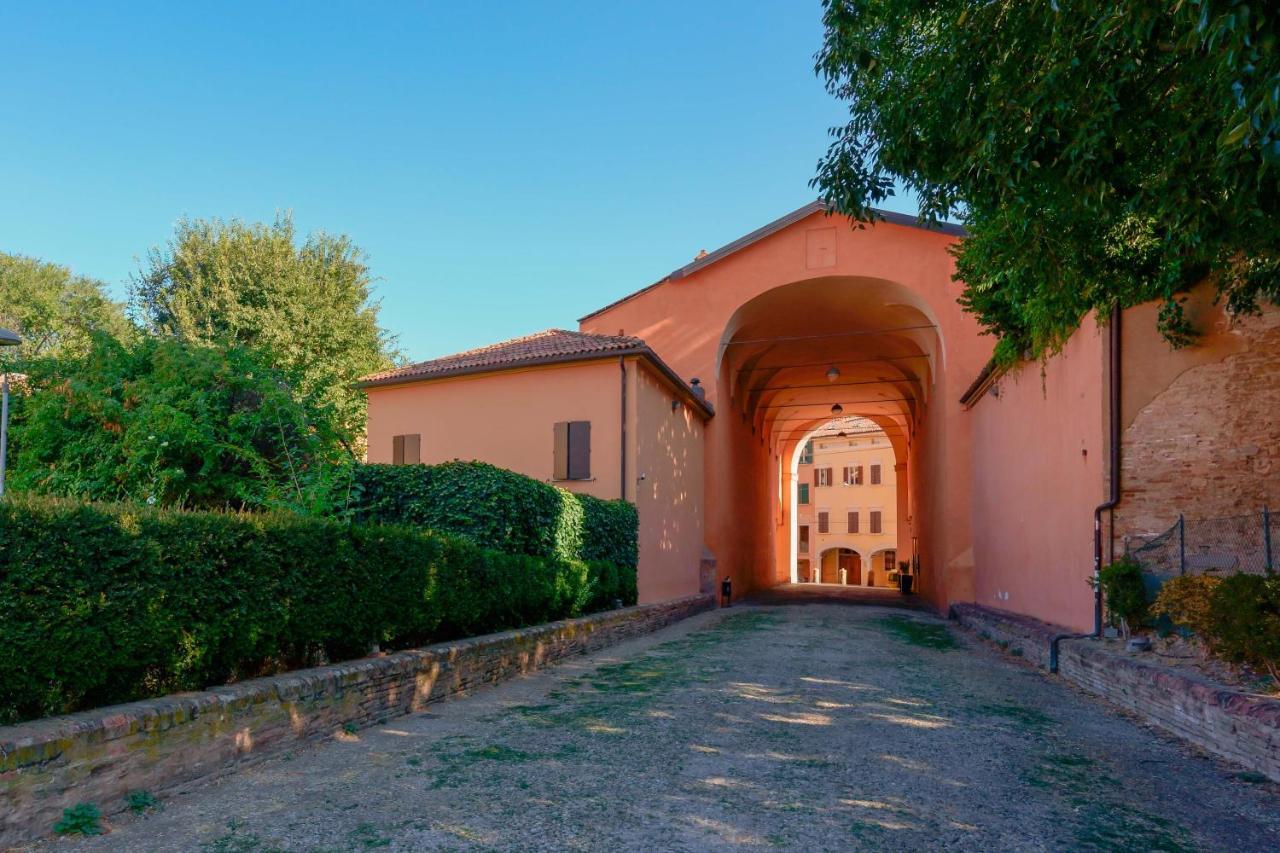 Dimora Orfeo Apartment Bologna Bagian luar foto