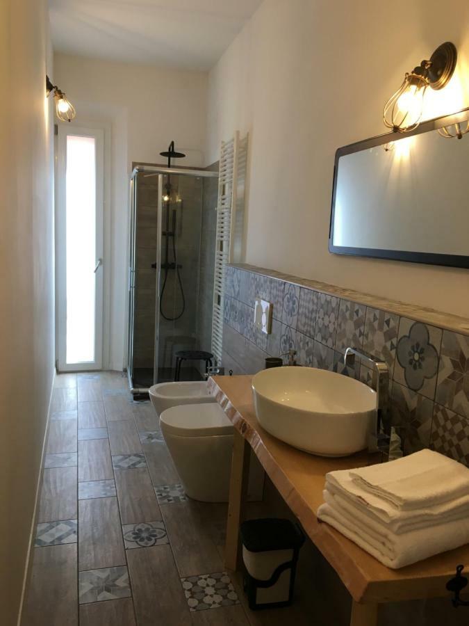 Dimora Orfeo Apartment Bologna Bagian luar foto