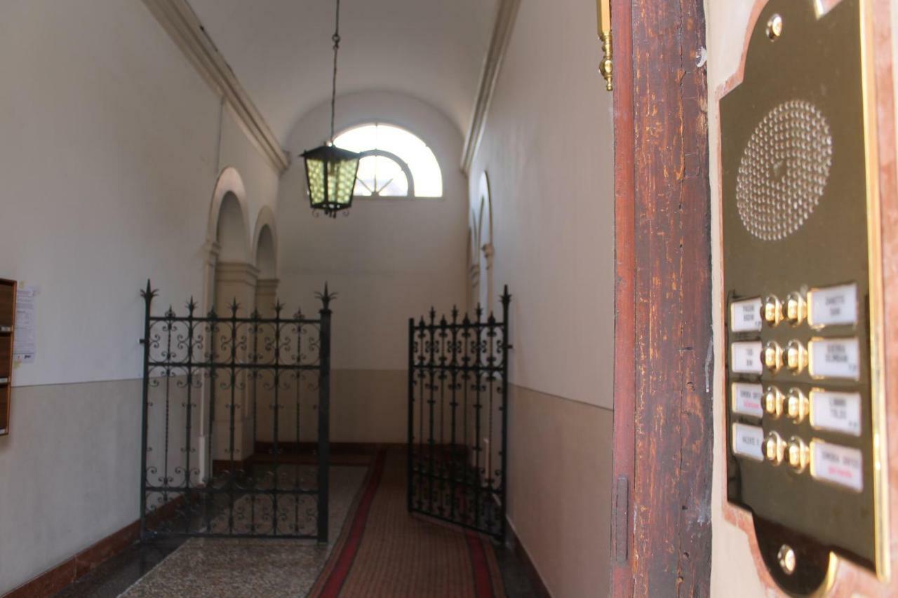 Dimora Orfeo Apartment Bologna Bagian luar foto